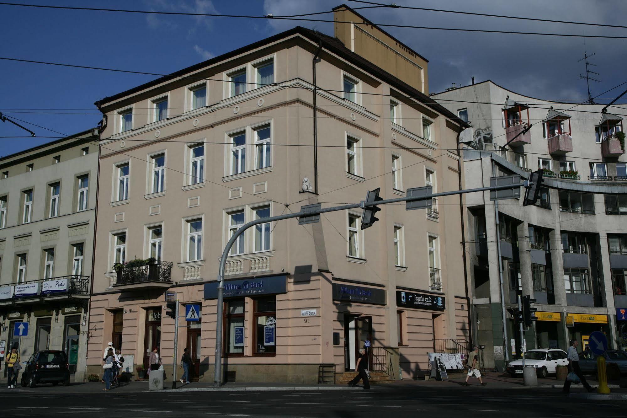 Aparthotel Globus クラクフ エクステリア 写真